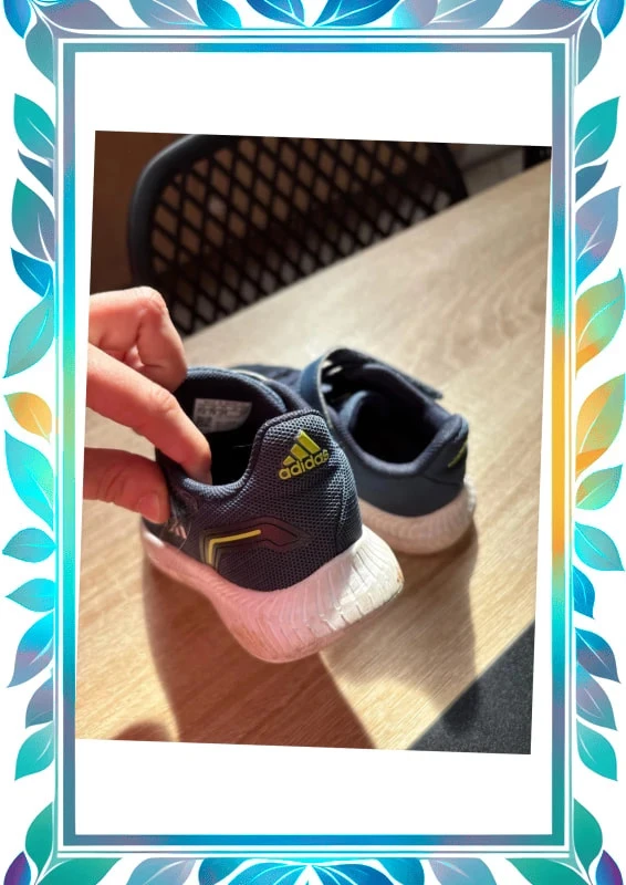 Basket adidas maat 24 – photo 3